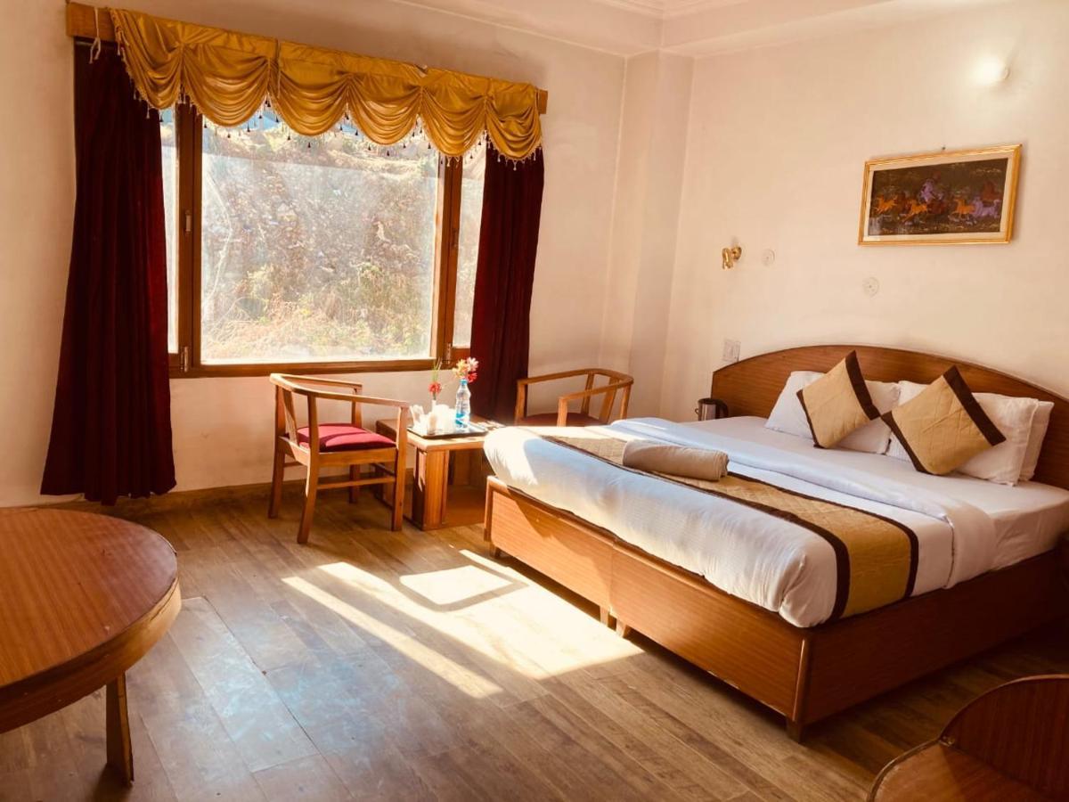 "Tara Homes" With Open Rooftop Terrace Shimla Bagian luar foto