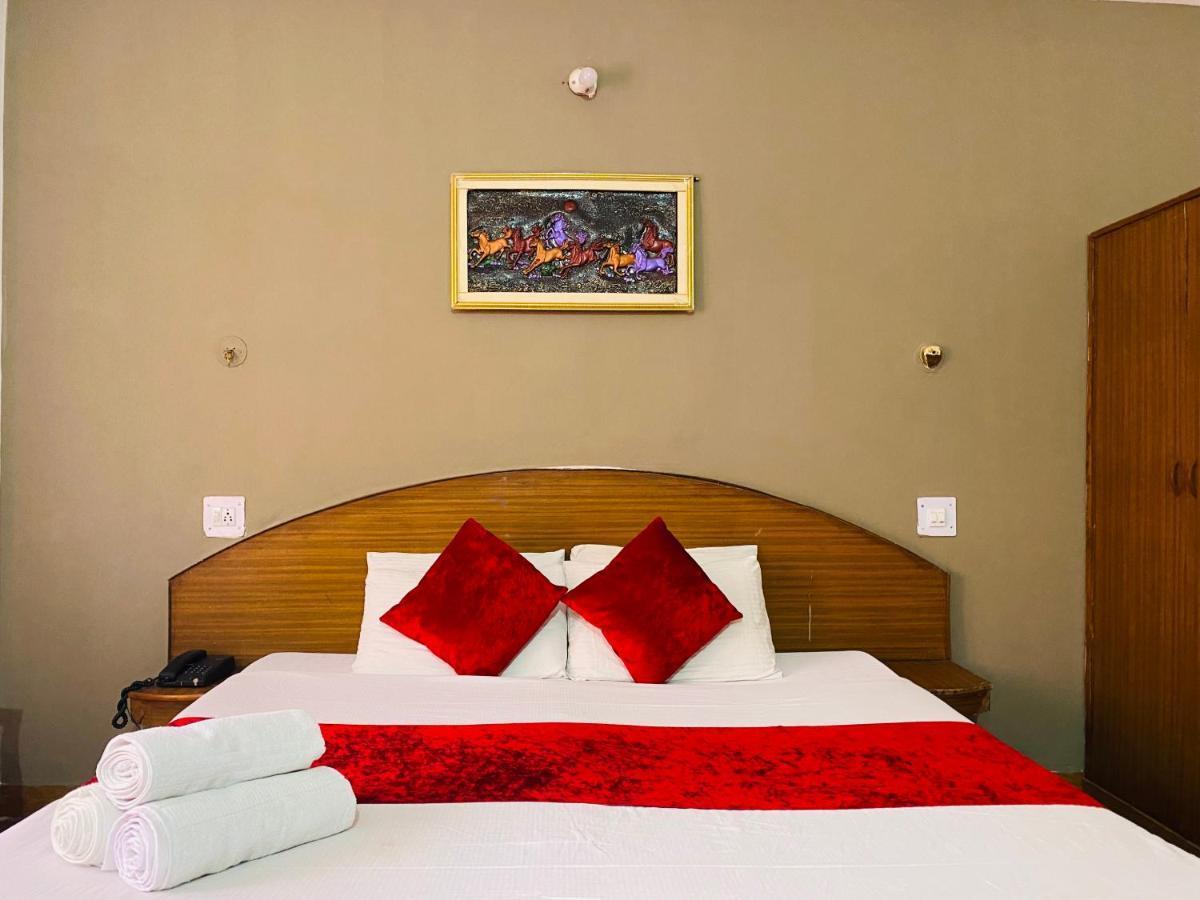 "Tara Homes" With Open Rooftop Terrace Shimla Bagian luar foto